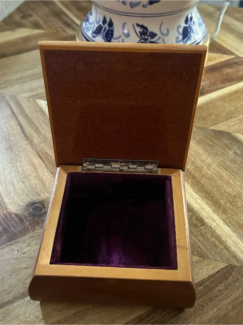 jewelry box vintage wooden